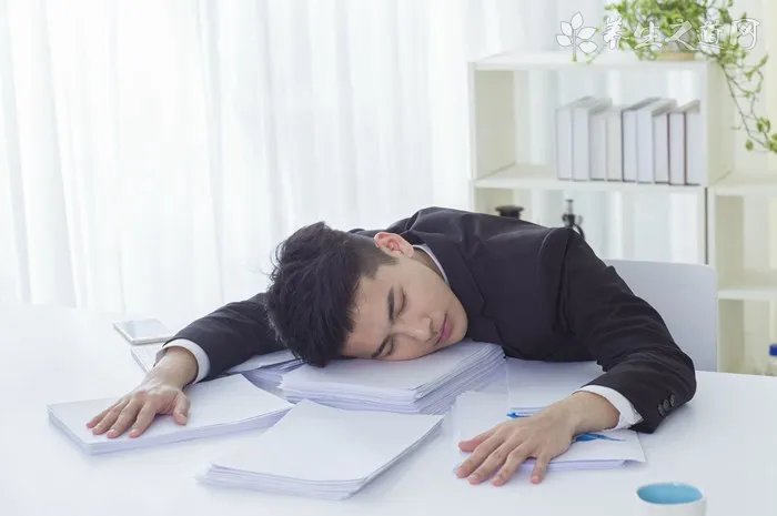 丝袜的好处有哪些 你平时喜欢穿吗