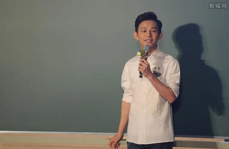 何炅马丽什么关系 千里马遇上了伯乐