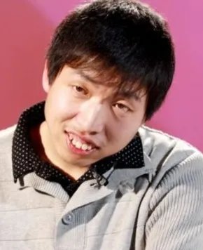 周玮个人资料曝光 中国雨人名副其实