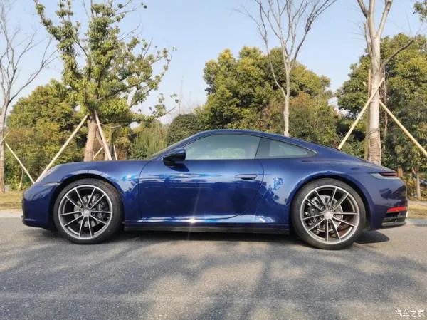 2020款保时捷911carrera，谈谈自己的心得体会吧！