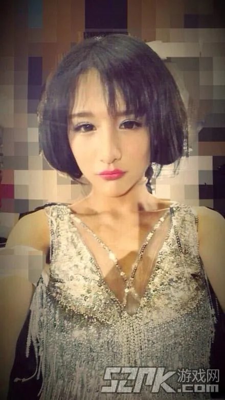 让我摸一摸你的美腿吧！神仙哥哥小灿绝美照片合辑