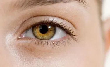 去除眼袋一般多少钱啊