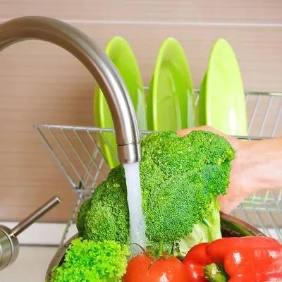 妇幼保健院：婴儿睡觉为什么喜欢趴着睡呢？