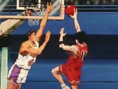 《灌篮高手》湘北队和《黑子的篮球》诚凛高校对战，哪边能赢？