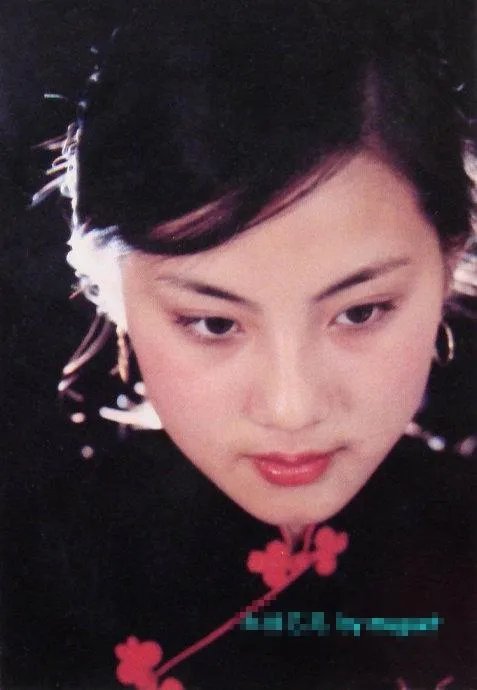 87版《红楼梦》王熙凤一角的扮演者原来是乐韵，后来她去了哪里？