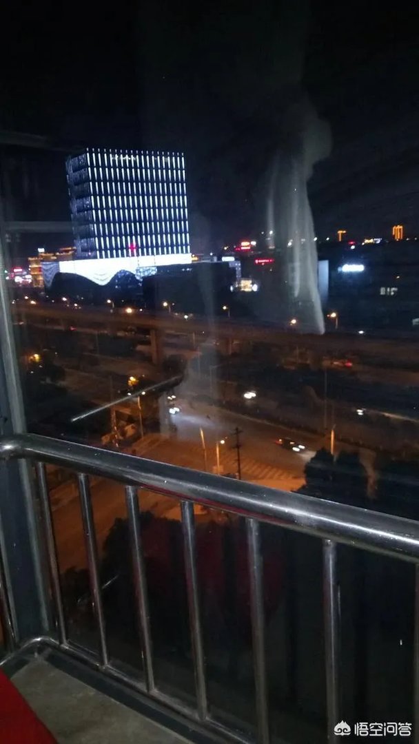 在昆明买二手房,有哪些靠谱的中介或网站值得推荐呢?