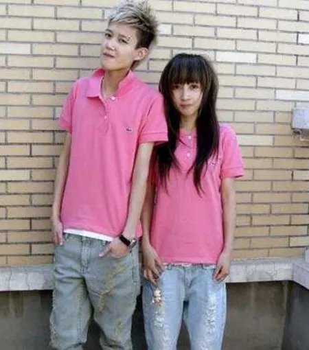 林弯弯是男是女?林弯弯和依依的照片曝光