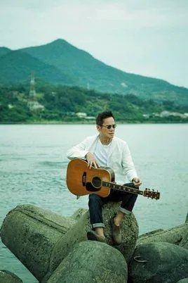 罗大佑的哪首歌曲最好听呢?