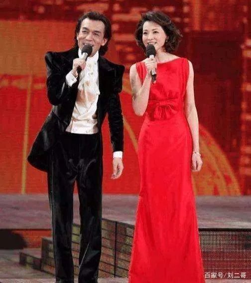 获得金鹰主持人奖，除了董卿和何炅还有谁？