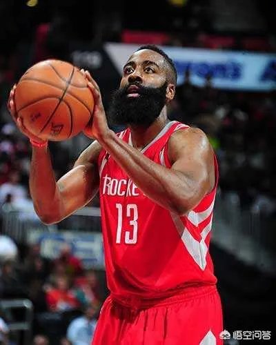 火箭主场大胜掘金，哈登得到32+14，火箭距离西部第一还有多远？