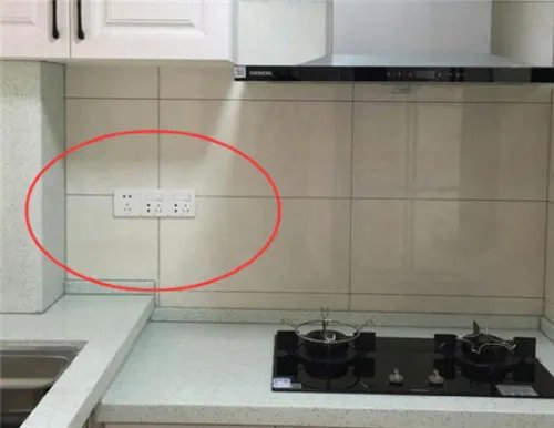 油烟机插座高度是多少