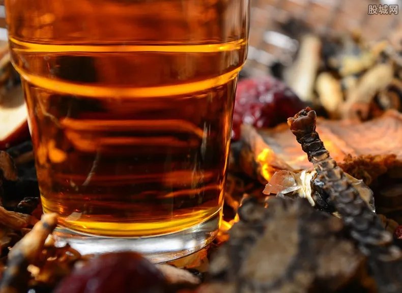 马爹利多少钱一瓶 马爹利蓝带多少钱一瓶