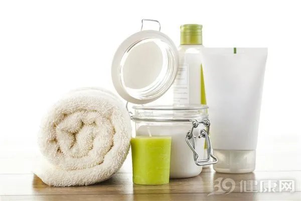 什么护肤品可以改善肤色暗沉呢