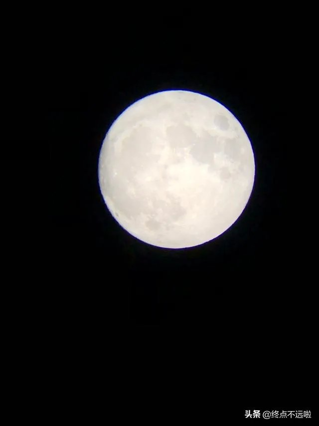 中秋夜，你们有家乡的月亮最美的图片吗？