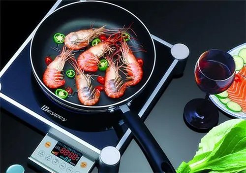 电磁炉不热怎么回事