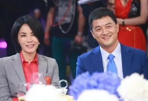 揭王菲李亚鹏离婚真相内幕 后悔当初娶了王菲