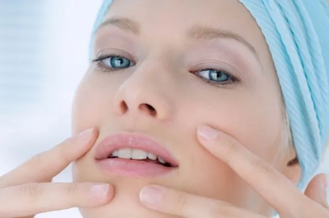 北京做双眼皮修复到哪个医院好？