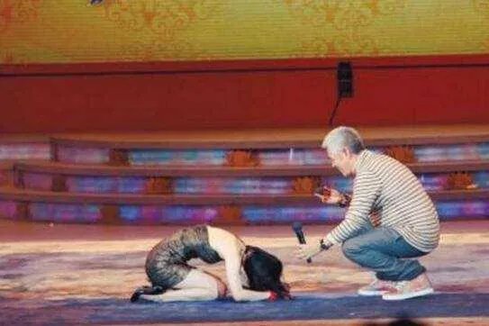 在《演员的诞生》中，为何黄圣依演技遭吐槽？