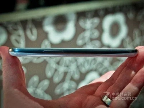 三星S3领衔 八大智能系列最新机型盘点