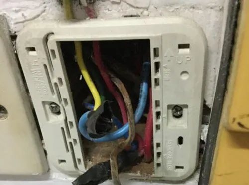 家装开关插座高度一般为多少