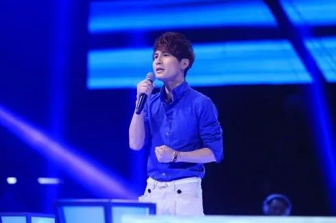 歌手山野参加中国好声音 演唱会唱响虞城