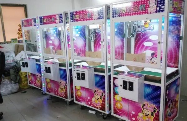 关于“四川一娃娃机里现真娃娃”一事,你有何看法?