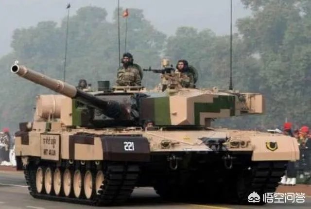 印度不是很落后吗?为什么还有钱去采购大量武器?