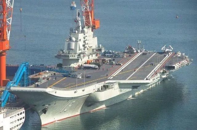 印度不是很落后吗?为什么还有钱去采购大量武器?