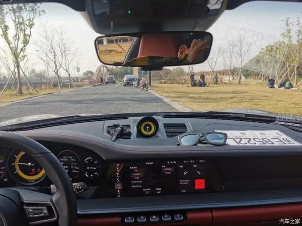 2020款保时捷911carrera,谈谈自己的心得体会吧!