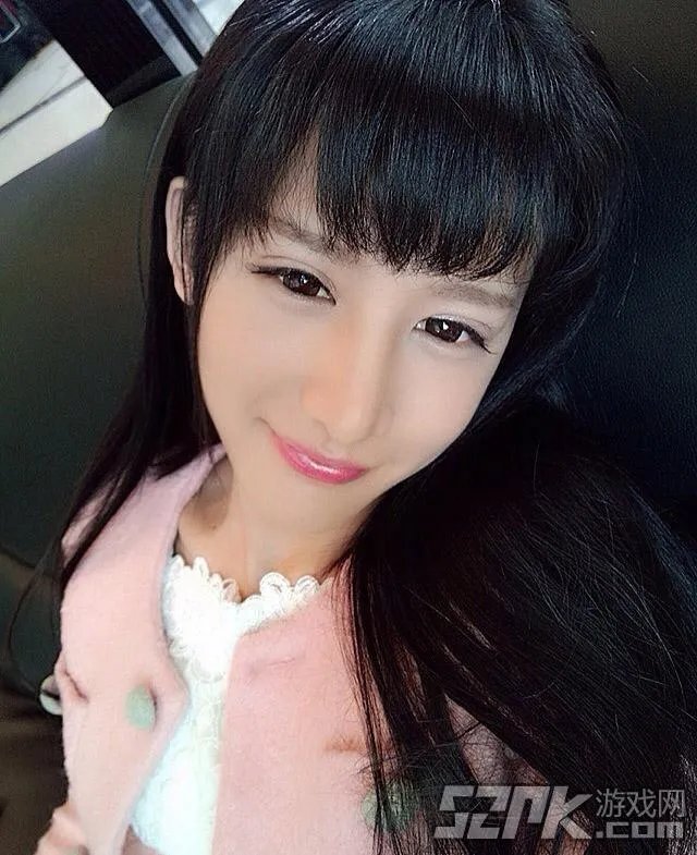 让我摸一摸你的美腿吧！神仙哥哥小灿绝美照片合辑