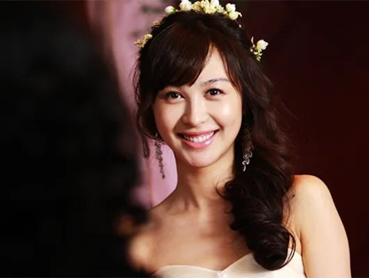 李菲儿整容前后对比惊呆众人 你能认出来吗