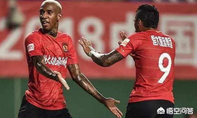 9月18日中超“榜首大战”，上海上港对阵广州恒大，你认为谁能取胜？比分如何？