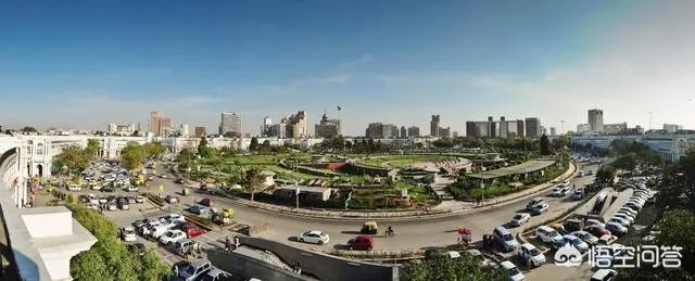 印度不是很落后吗?为什么还有钱去采购大量武器?