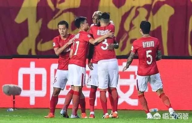 9月18日中超“榜首大战”，上海上港对阵广州恒大，你认为谁能取胜？比分如何？