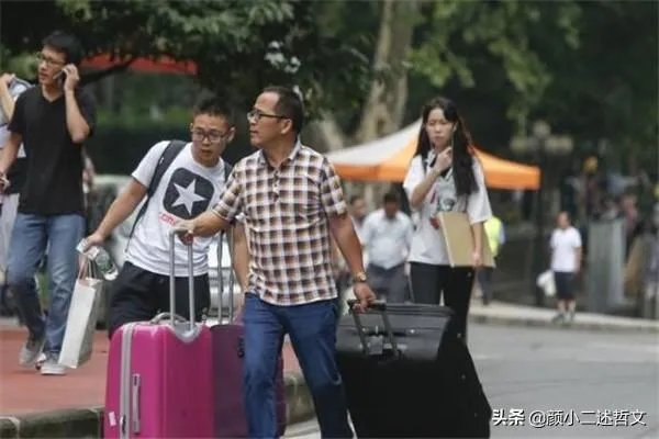 湖北小学还开学吗？