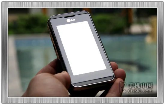 宽屏滑盖触摸 LG KF690特色视频评测