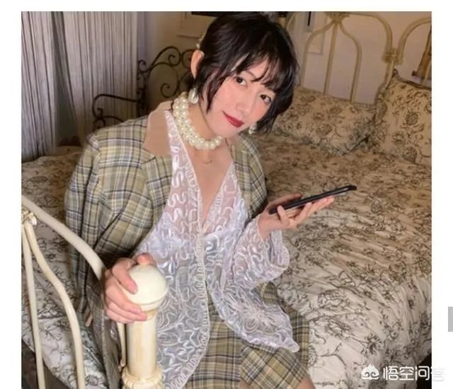 【黑尾酱】李诞的妻子，最近发文道歉了，是跟谁闹上了吗？