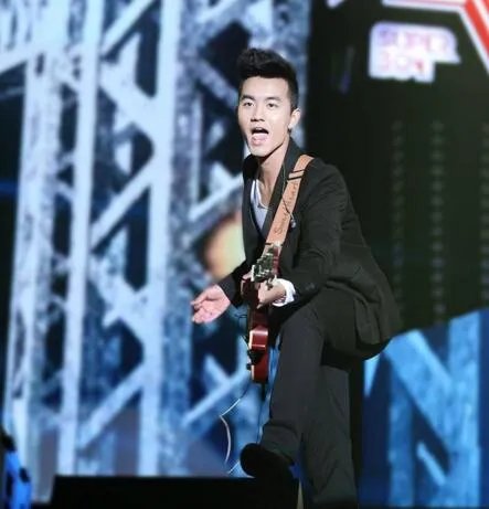 于湉女朋友王珏照片 于湉承认富二代身份