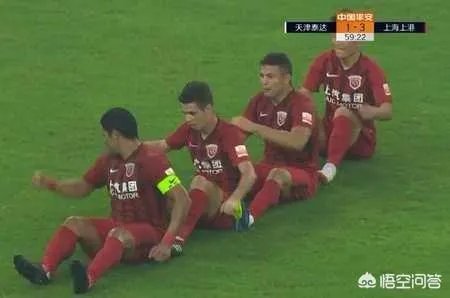 9月18日中超“榜首大战”，上海上港对阵广州恒大，你认为谁能取胜？比分如何？