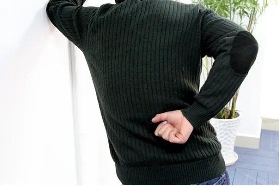 背部疼是癌症早期信号吗