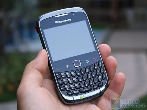 延续Curve经典 WCDMA网络黑莓9300评测