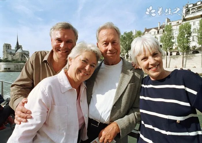 丝袜的好处有哪些 你平时喜欢穿吗