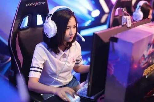 关于Cat没有续约一事,Cat是如何回应的?