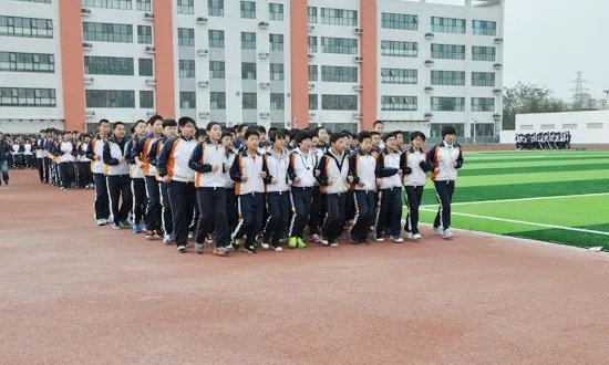 沧州颐和中学怎么样？