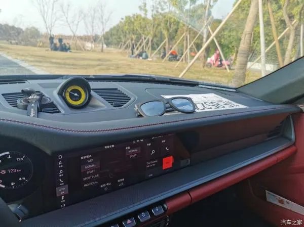 2020款保时捷911carrera,谈谈自己的心得体会吧!