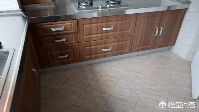 在昆明买二手房,有哪些靠谱的中介或网站值得推荐呢?