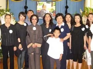 薛明的因病逝世