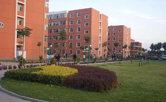 山西大学商务学院好不好？