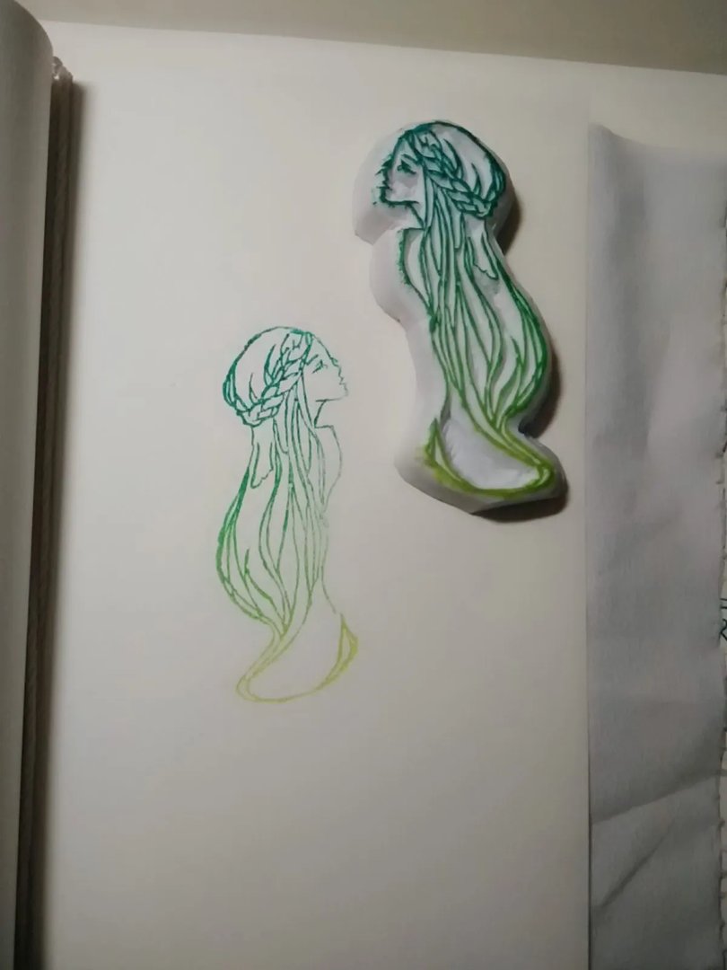 唔……橡皮章吧！