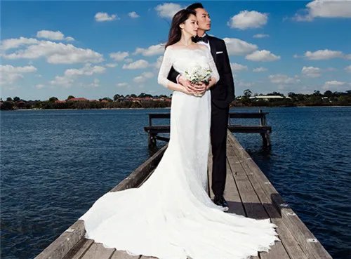 婚纱照图片大全2017款 2017流行婚纱拍摄风格介绍